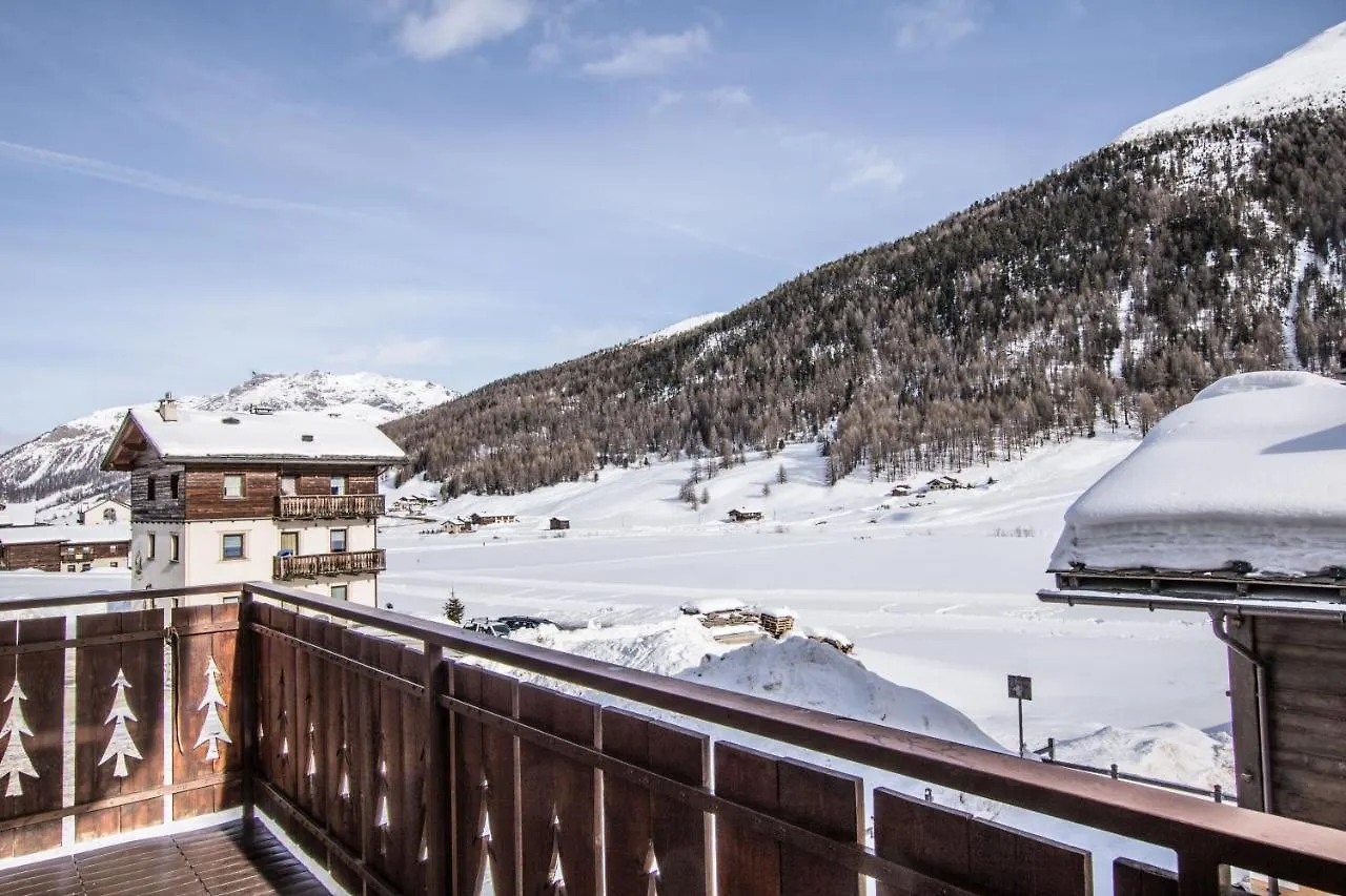 Baita Soldanella - Livigno 0*,  Włochy