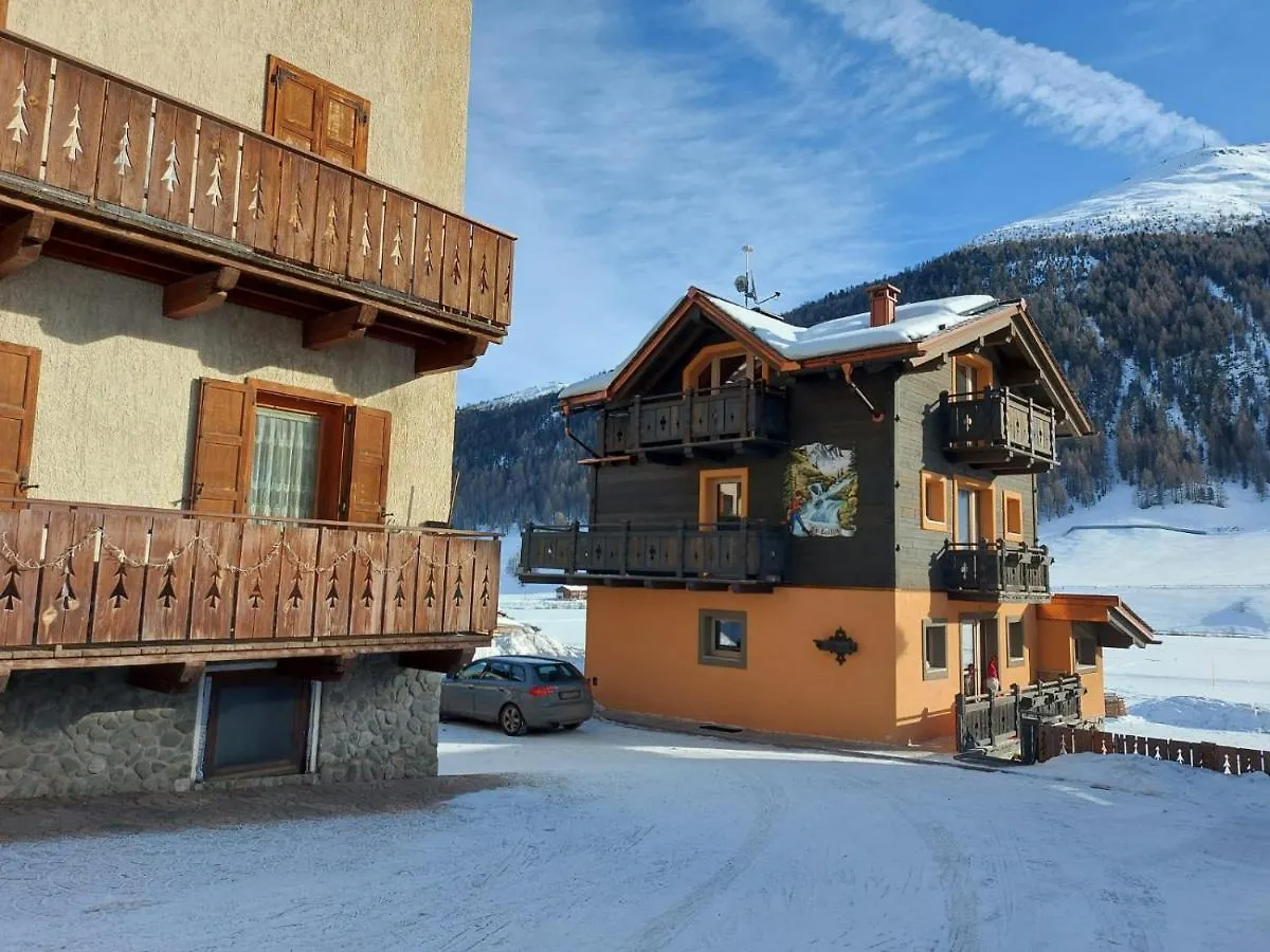 Baita Soldanella - Livigno 0*,  Włochy